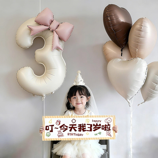 3岁生日拍照道具手举小横幅仪式感女孩布置装饰数字气球派对快乐