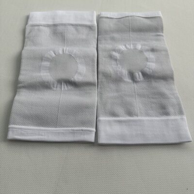 安踏正品男女运动护膝防滑跑步跳绳骑行羽毛球运动护膝1824372575