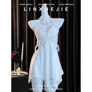 林学姐~性感缎面吊带睡裙女超大蝴蝶纯欲深V遮肉挂脖居家约会睡裙