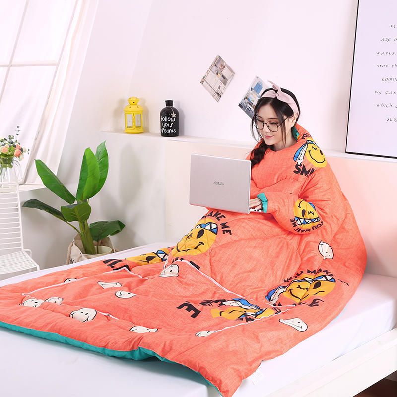 冬天多功能抱枕被可穿两用车载汽车可以穿的懒人被子一体式带袖子