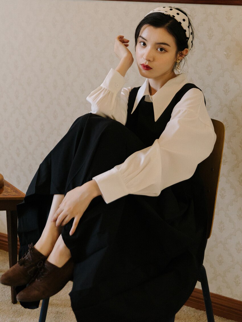 法式港风衬衫背带裙套装女2024秋季复古chic减龄显瘦小黑裙两件套