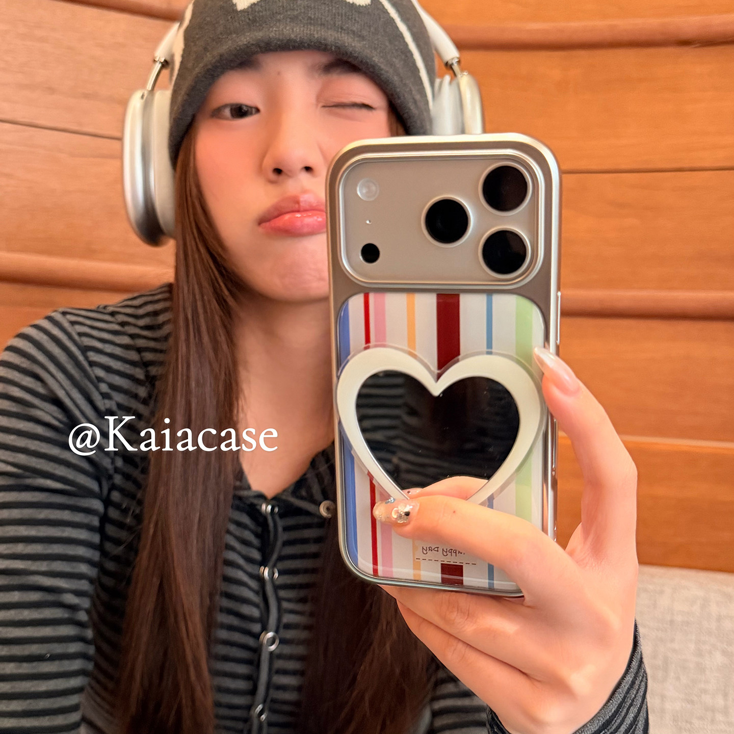 kaia韩风ins小众彩色条纹爱心镜子适用苹果17promax手机壳iphone16pro新款17女14pro创意15pro全包防摔手机套