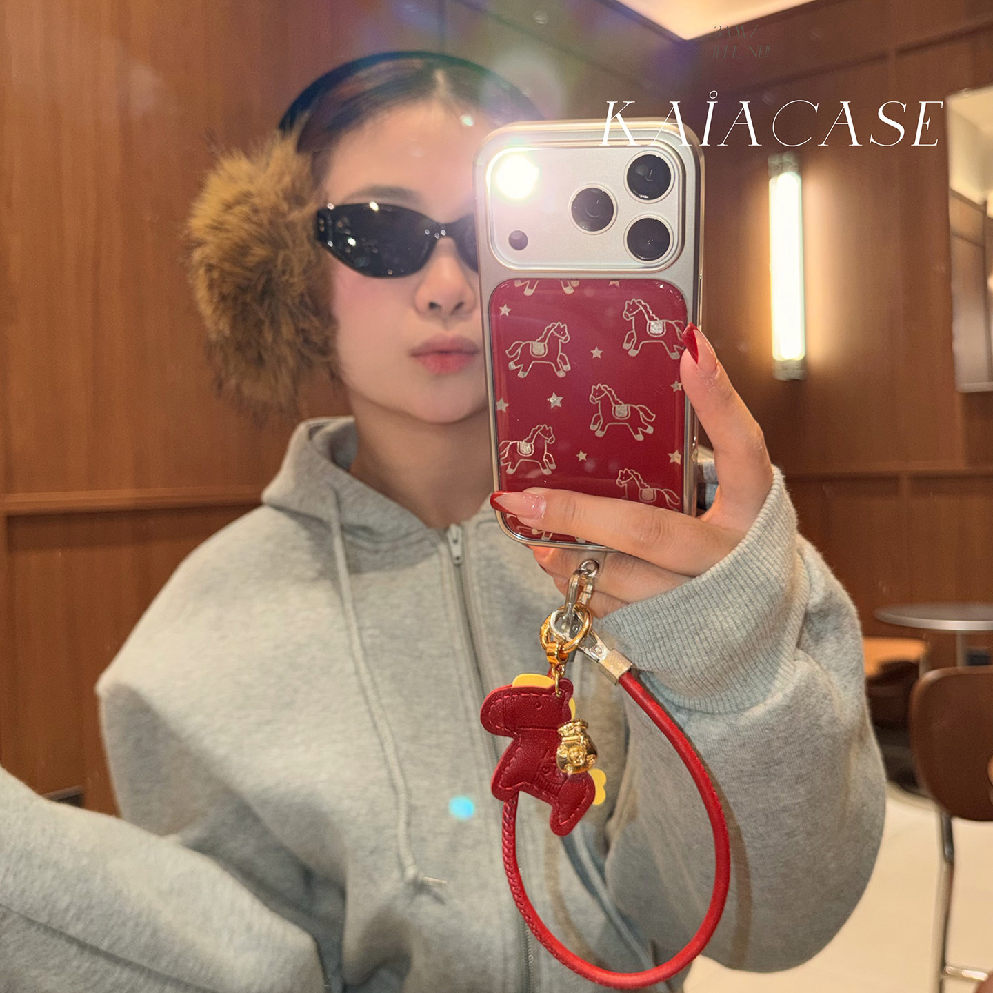 kaia 新年ins酒红线条卡通小马适用苹果17promax手机壳iphone16pro新款13女14pro带挂绳15pro滴胶防摔手机套,3C数码配件,手机保护套/壳,淘宝优惠券,粉丝福利购,淘宝优惠卷