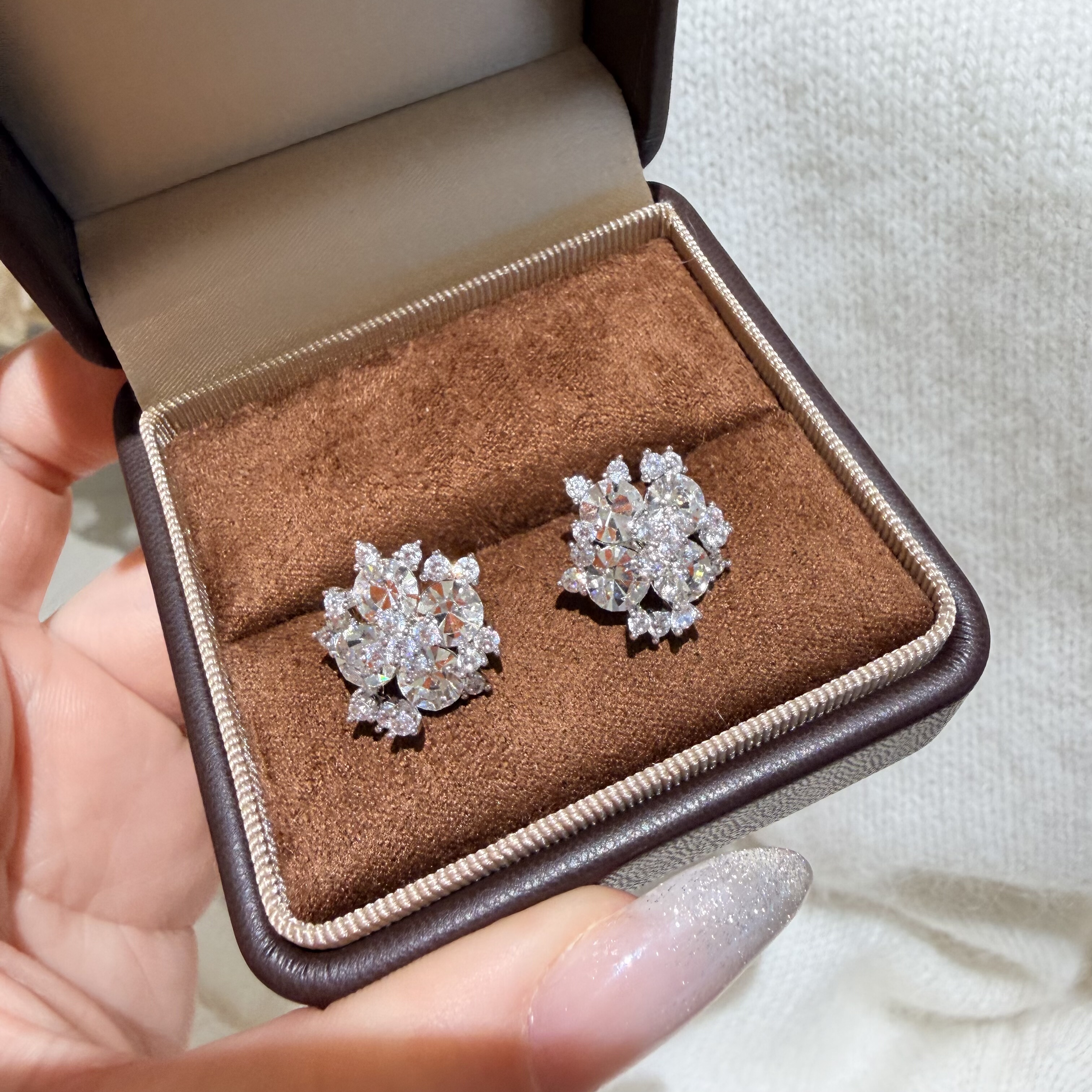 四叶冰花水晶耳环