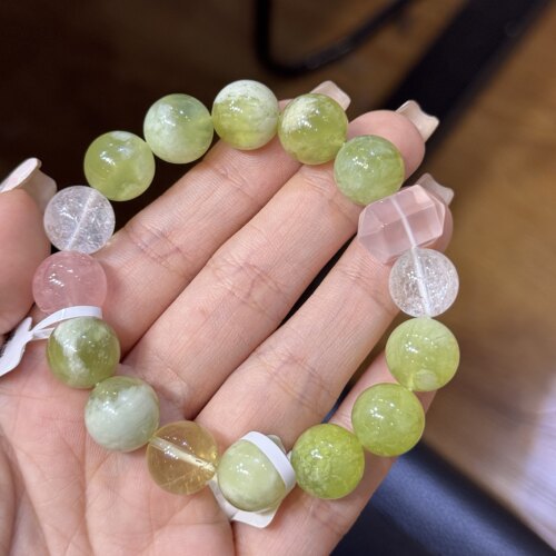 青提奶盖岫玉手链