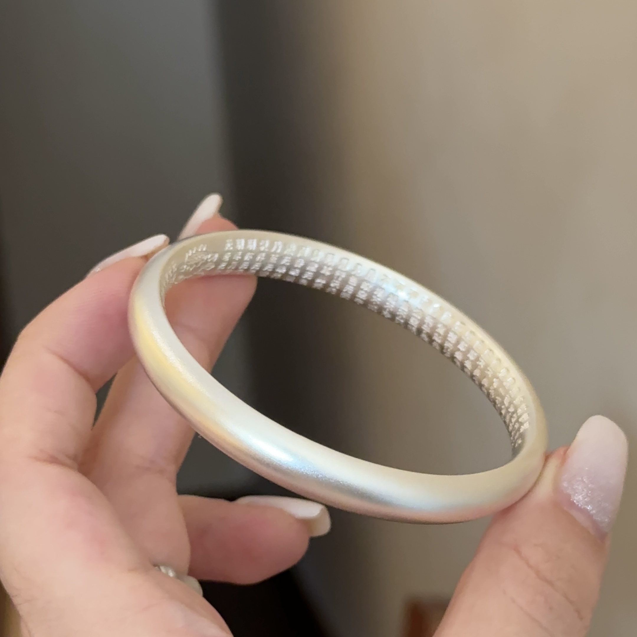 【足银】泥鳅背光面古法心经手镯