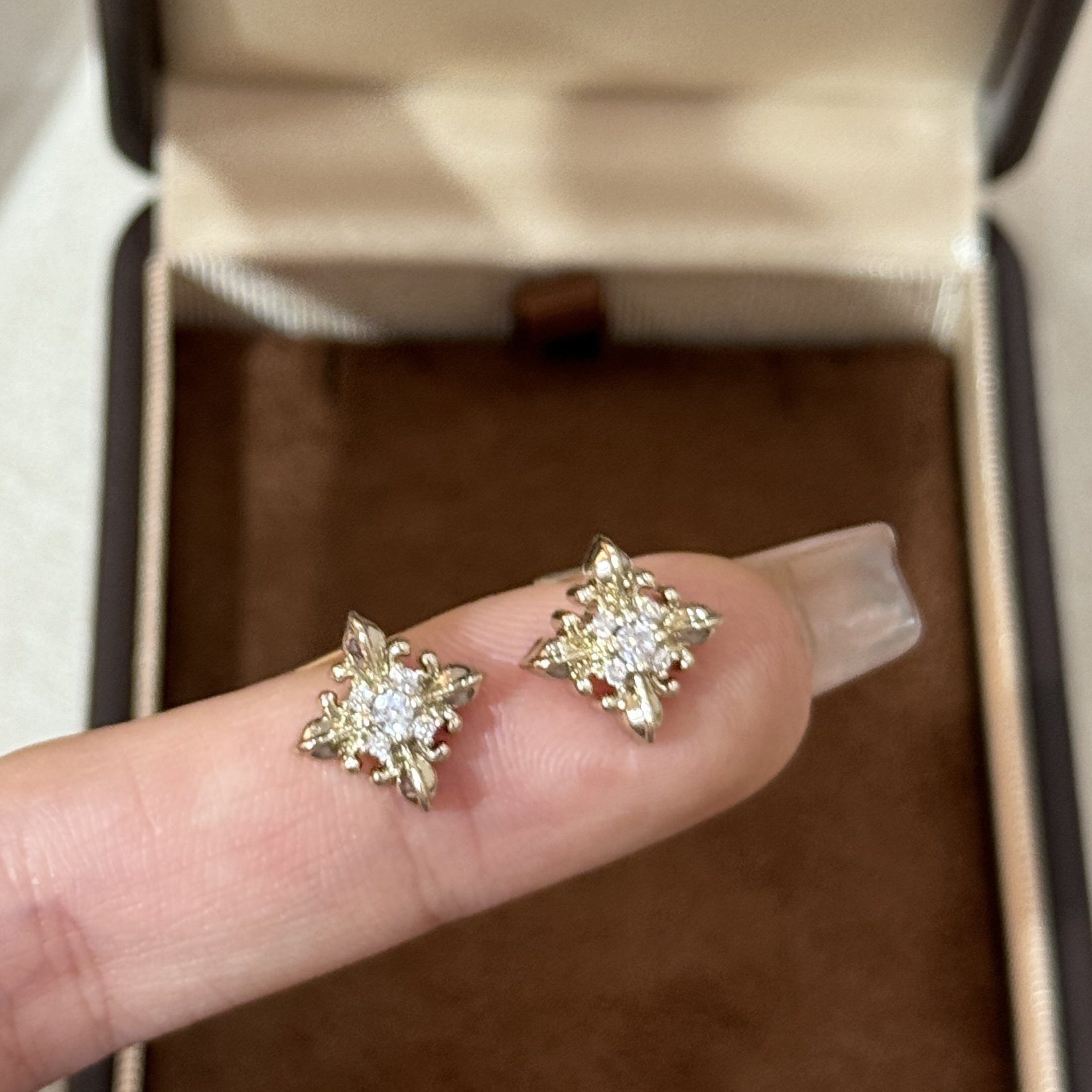 鸢尾花香槟哑金耳环,珠宝/钻石/翡翠,颈饰,淘宝优惠券,粉丝福利购,淘宝优惠卷