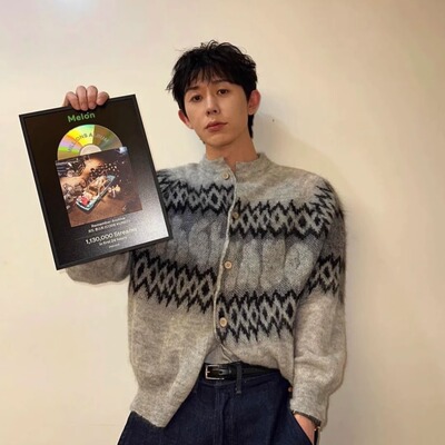 灰色马海毛开衫不对称提花毛衣