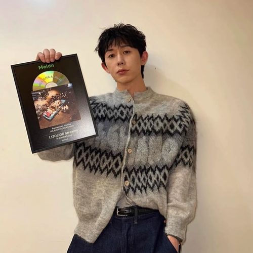 灰色马海毛开衫不对称提花毛衣