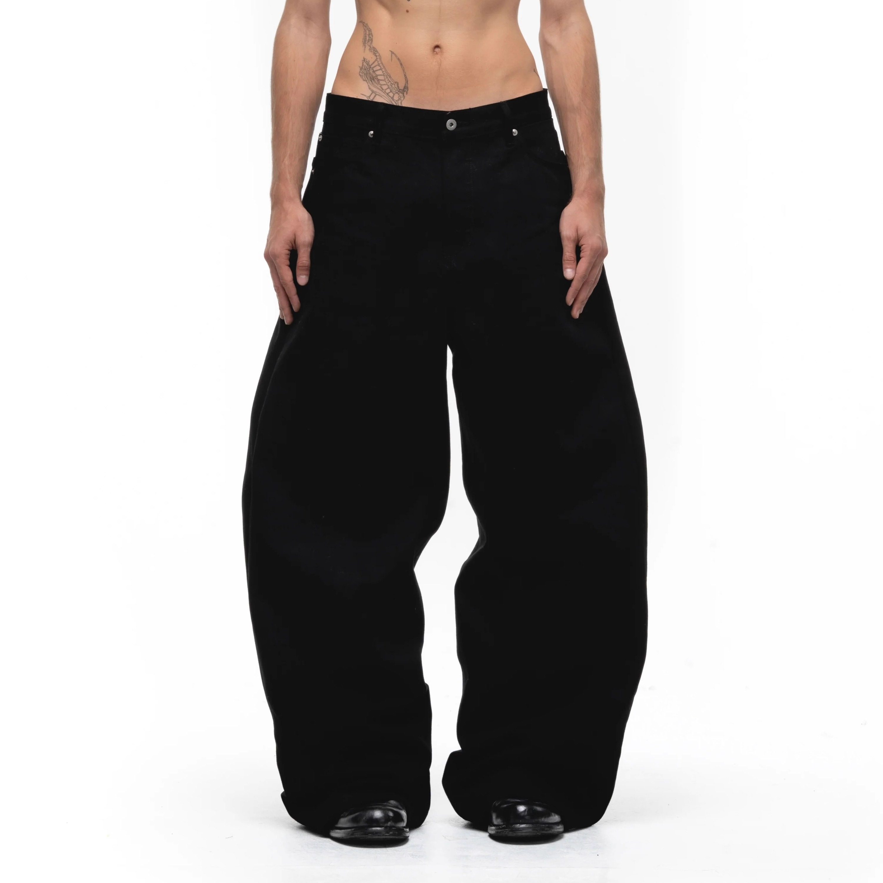 thumbnail for Exclusive taste of American retro Nofaith Nissan red-edged bare-eared pure black original cow jeans loose scimitar pants