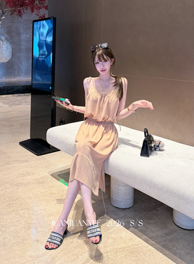 juanjuanyee【y*l女神裙】yb3w+绝美裸杏高弹打揽轻奢收腰连衣裙