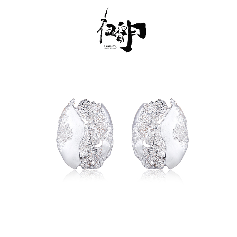 【Lunami 夜深见月】柔软系列金属蕾丝盾牌耳环纯银轻奢耳饰