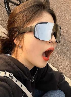 骑行眼镜变色日夜两用登山护目镜户外运动防风机车抗UV太阳眼镜