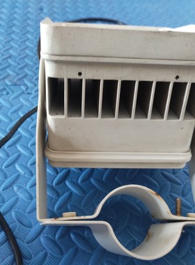 二手海康威视补光灯  产品型号CXBG-1-CX-DS-TL2000c