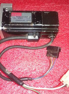 YAMAHA贴片机  Z轴马达P50B04010DXS07 100W AC200V 1.0A