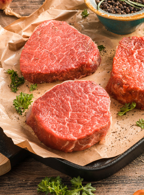 【纽澜地】新鲜雪花M3菲力谷饲原切儿童牛排160g*6礼盒装高青黑牛