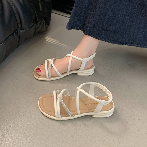 绝美水钻套趾凉鞋女夏外穿2026新款仙女风配裙子软底罗马沙0625k
