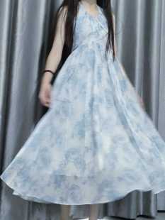 连衣裙仙仙的浅蓝吊带连衣裙女2025夏季新款甜美露肩仙女裙子清爽