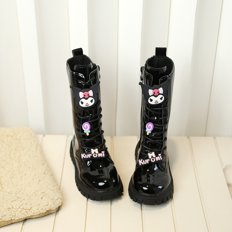 女童靴子2026新款春秋季库洛米卡通中筒皮靴儿童靴皮靴亮面表演