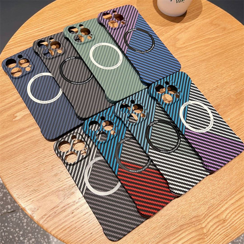 适用苹果14无边框碳纤维手机壳