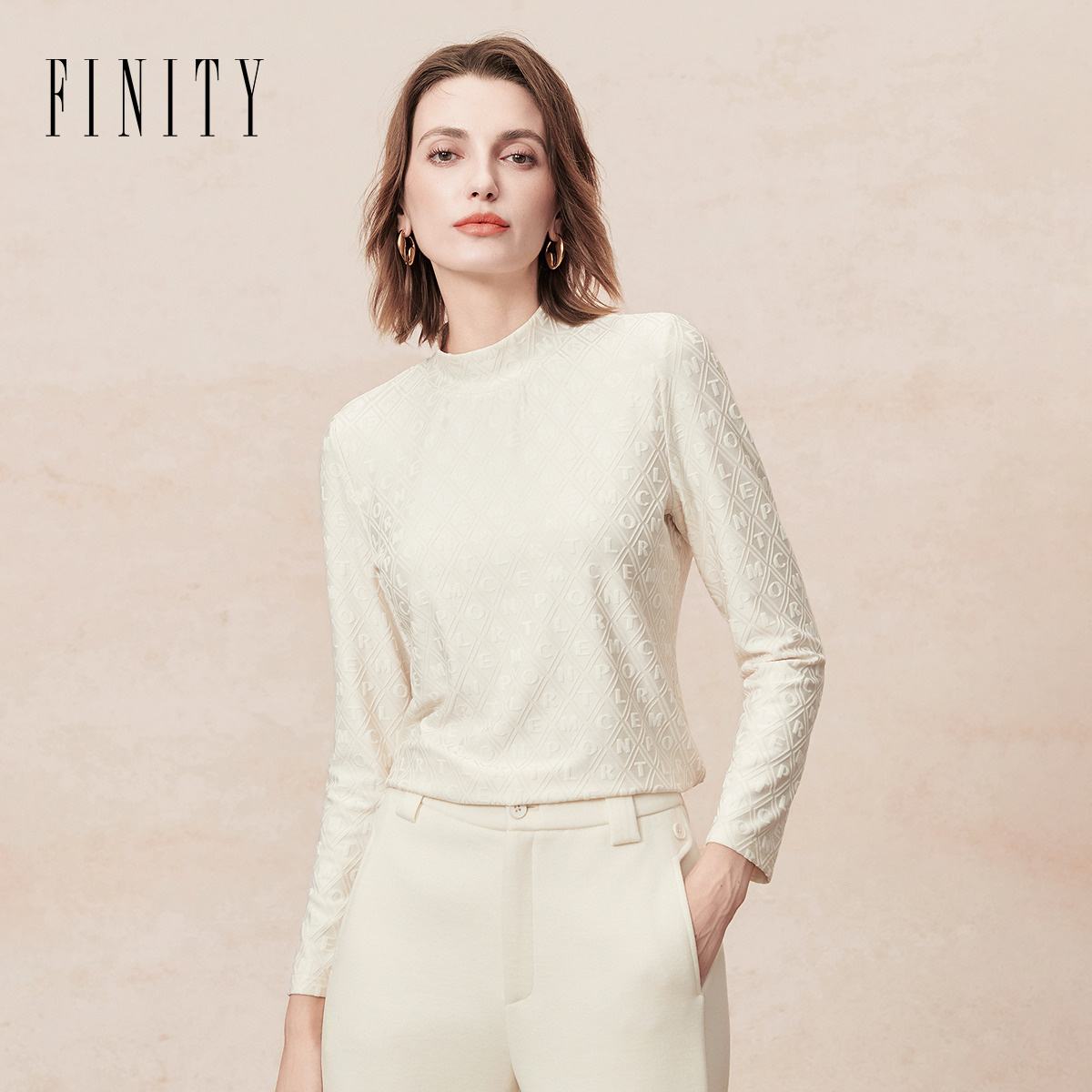 FINITY菲妮迪米白色长袖T恤女2025年冬季新款半高圆领提花打底衫