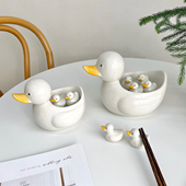 手绘陶瓷日式 小鸭子筷子架快枕筷托创意酒店餐桌水果盘摆件装 饰