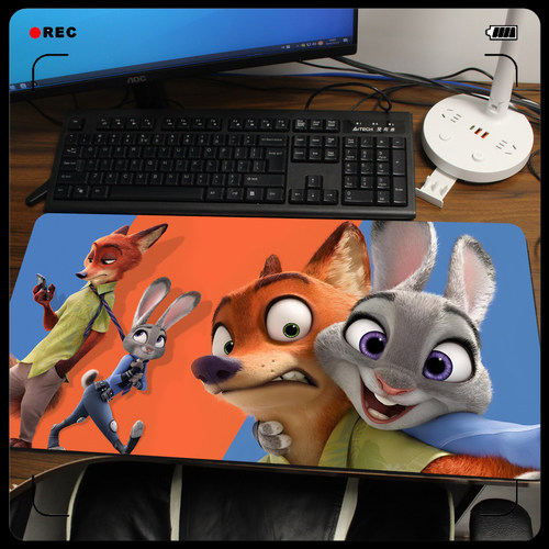 疯狂动物城2 Zootopia 尼克 朱迪  鼠标垫键盘垫课桌垫谷子周边