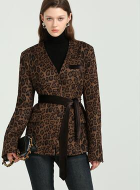 DONEED春款设计感无领仿麂皮绒配腰带显瘦豹纹印花西装外套女