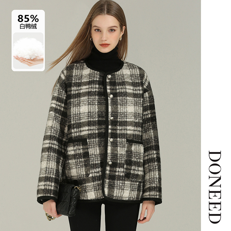 呢质感圆领毛呢外套羽绒服