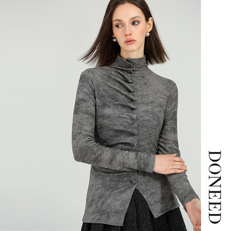 褶皱设计感半高领扎染针织上衣女