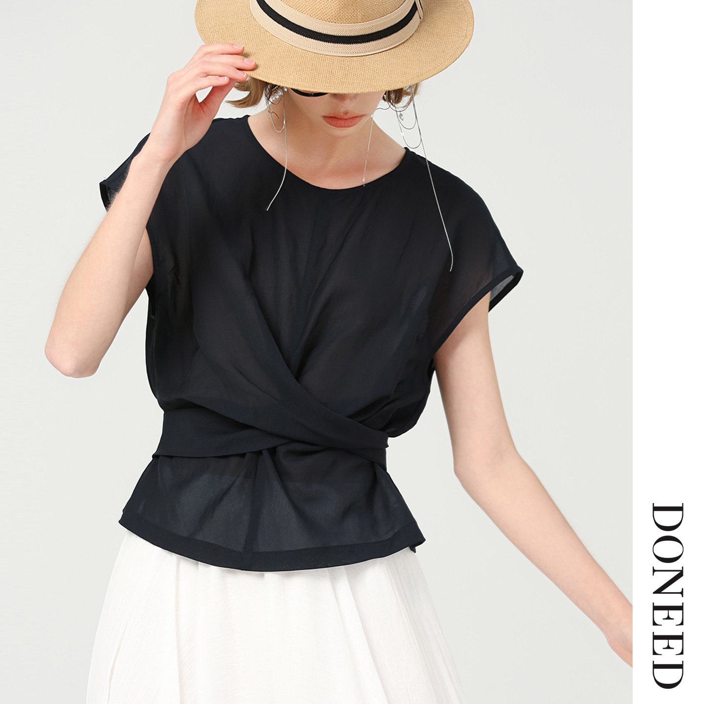 DONEED夏款智性时尚圆领飞袖扭结系带收腰显瘦衬衫上衣女