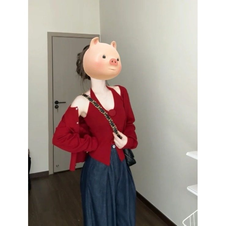 高级感韩系圣诞穿搭红色毛衣针织女秋冬2024新款上衣外搭开衫外套