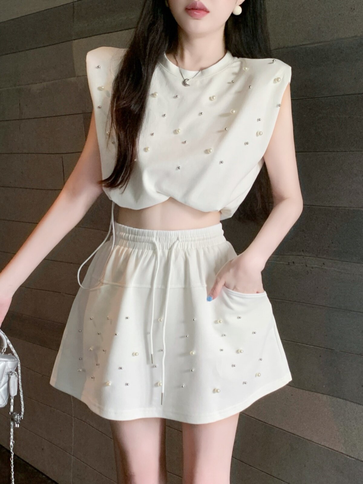 패셔너블한 스트리트 디자인 비즈 민소매 어깨 패드 티셔츠 탑 + 바지와 스커트 여성용 여름 캐주얼 및 다용도 투피스 슈트