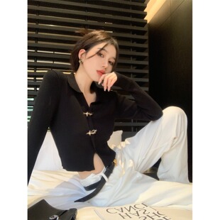 纯欲辣妹风别致短款V领针织衫女秋冬新款修身显瘦长袖内搭上衣潮