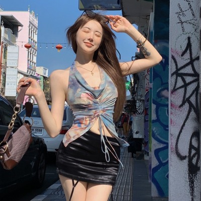 海边度假风挂脖扎染荡领背心吊带女夏季2024新款修身抽绳短款上衣