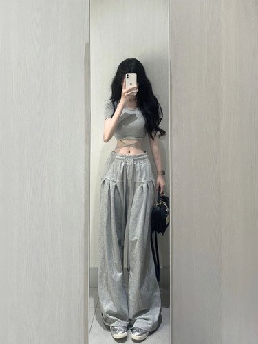 套装女2026夏季新款辣妹短款短袖T恤设计感上衣高腰显瘦阔腿裤ins