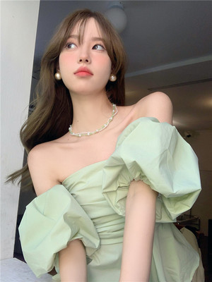 抹胸衬衫性感锁骨一字肩上衣