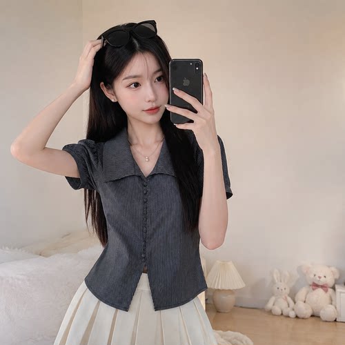 细条纹V领短袖褶皱显瘦女衬衫