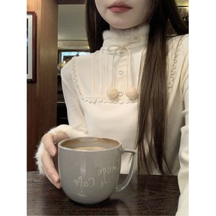 半高领毛毛拼接长袖针织衫女秋冬新款设计感白色内搭修身打底上衣