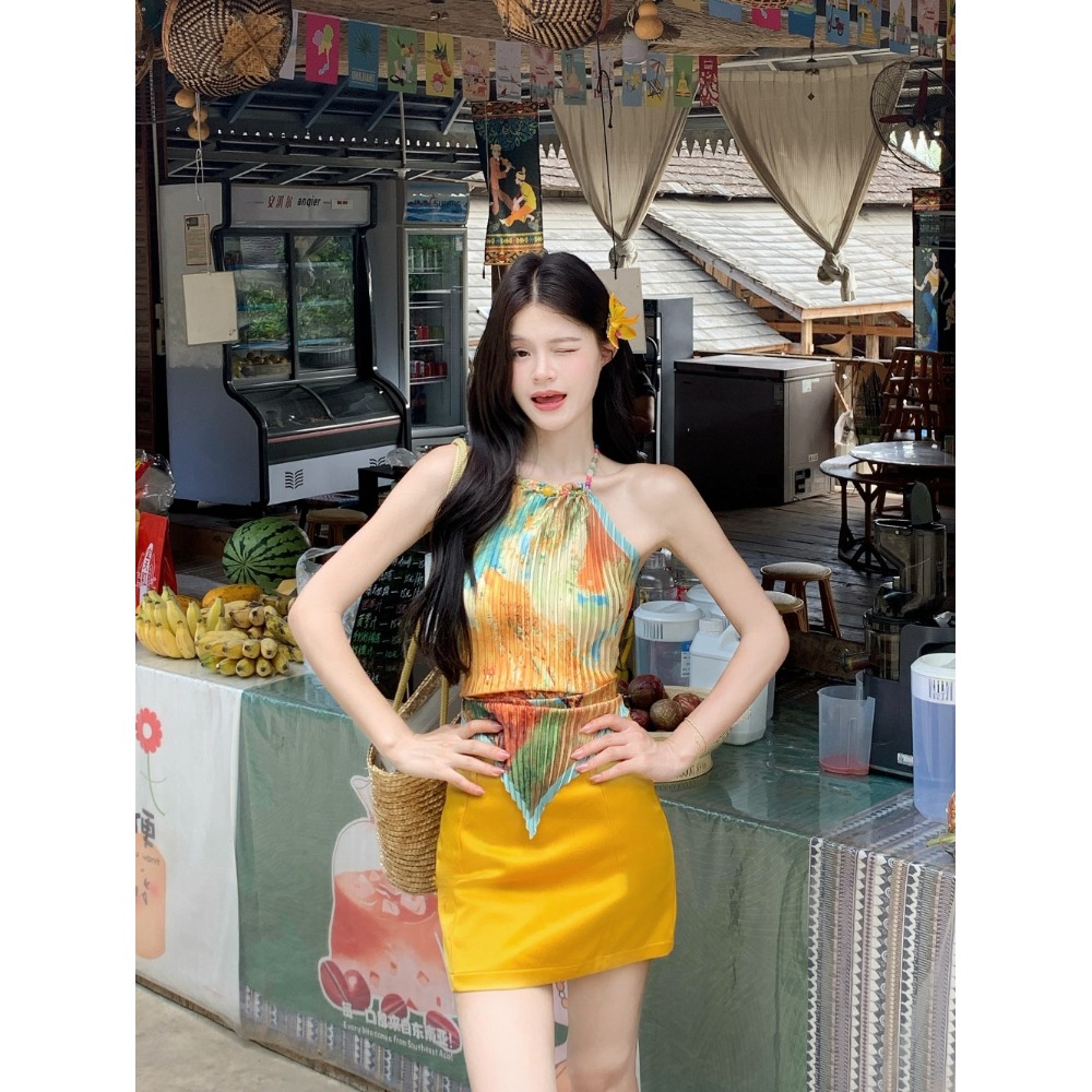 套装女夏季新款纯欲辣妹黄色油画挂脖吊带上衣高腰半身裙子两件套