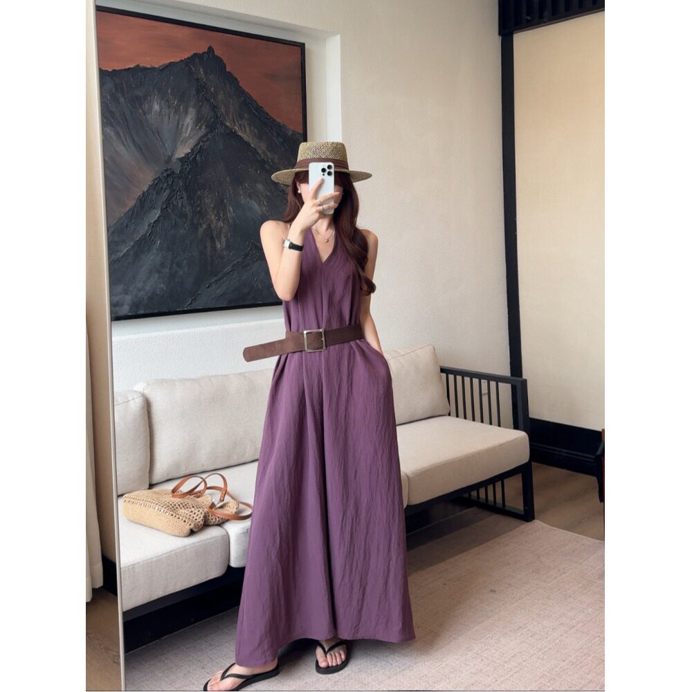 紫色法式挂脖露背V领连衣裙女夏季2026新款气质收腰裙子