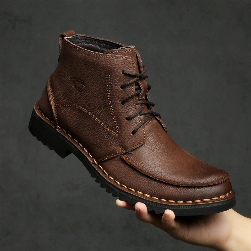 骆驼动感头层牛皮马丁靴男工装靴