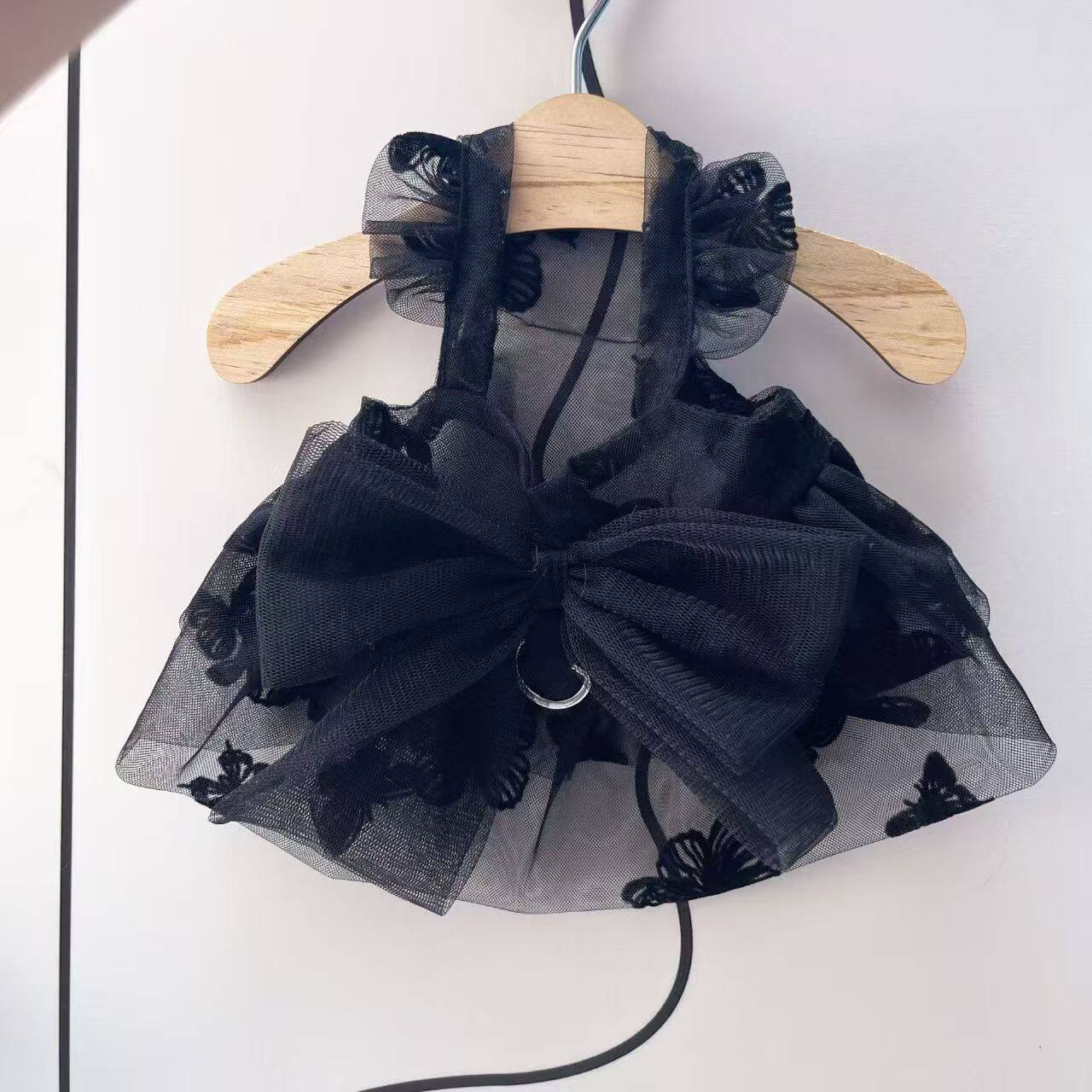 夏日新款宠物连衣裙宠物比熊泰迪狗狗猫咪可爱背心裙黑色蕾丝花边