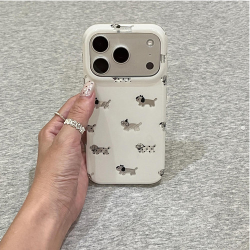 可爱白底镂空狗狗适用于苹果17promax手机壳iphone16pro保护套15新款17pm超好看巨好看max手机套高级感超火官