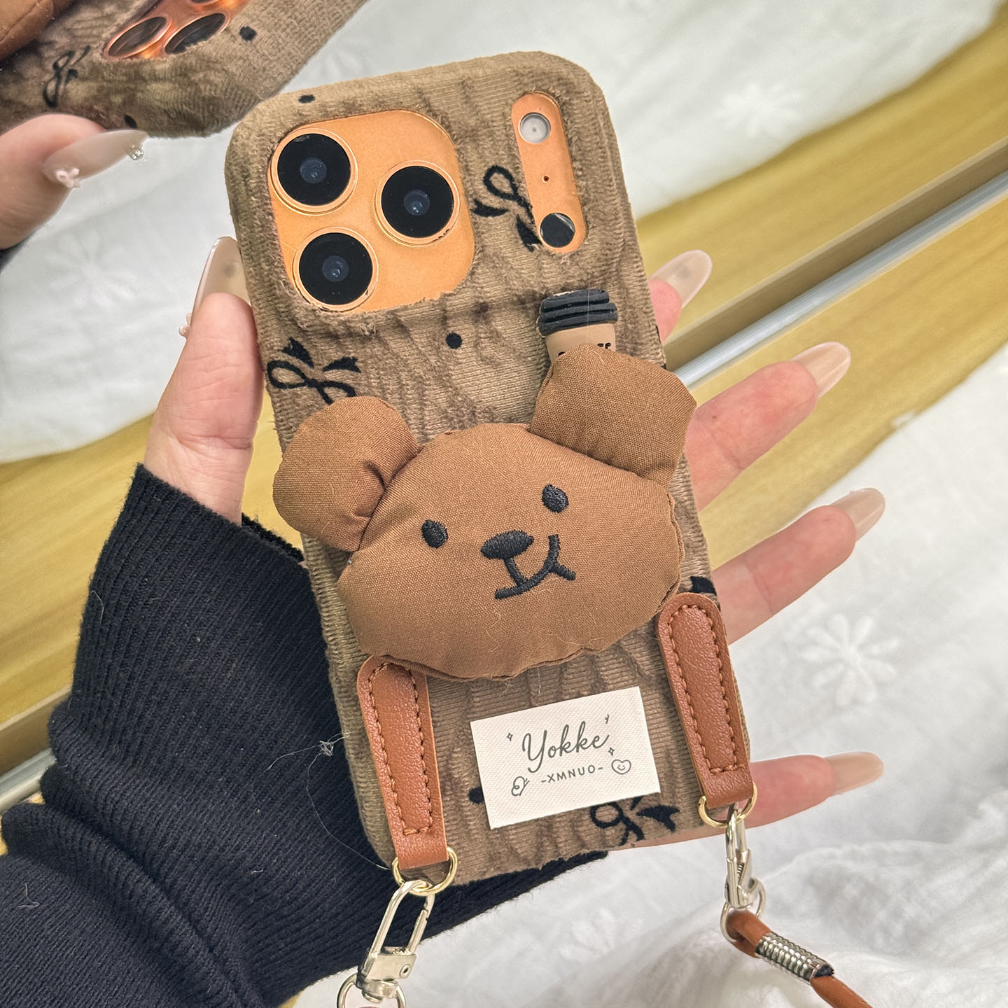 【每日新品】秋冬绒布咖啡立体小熊适用于iphone17promax手机壳苹果16保护套14挂绳13新款15pro创意max手机套