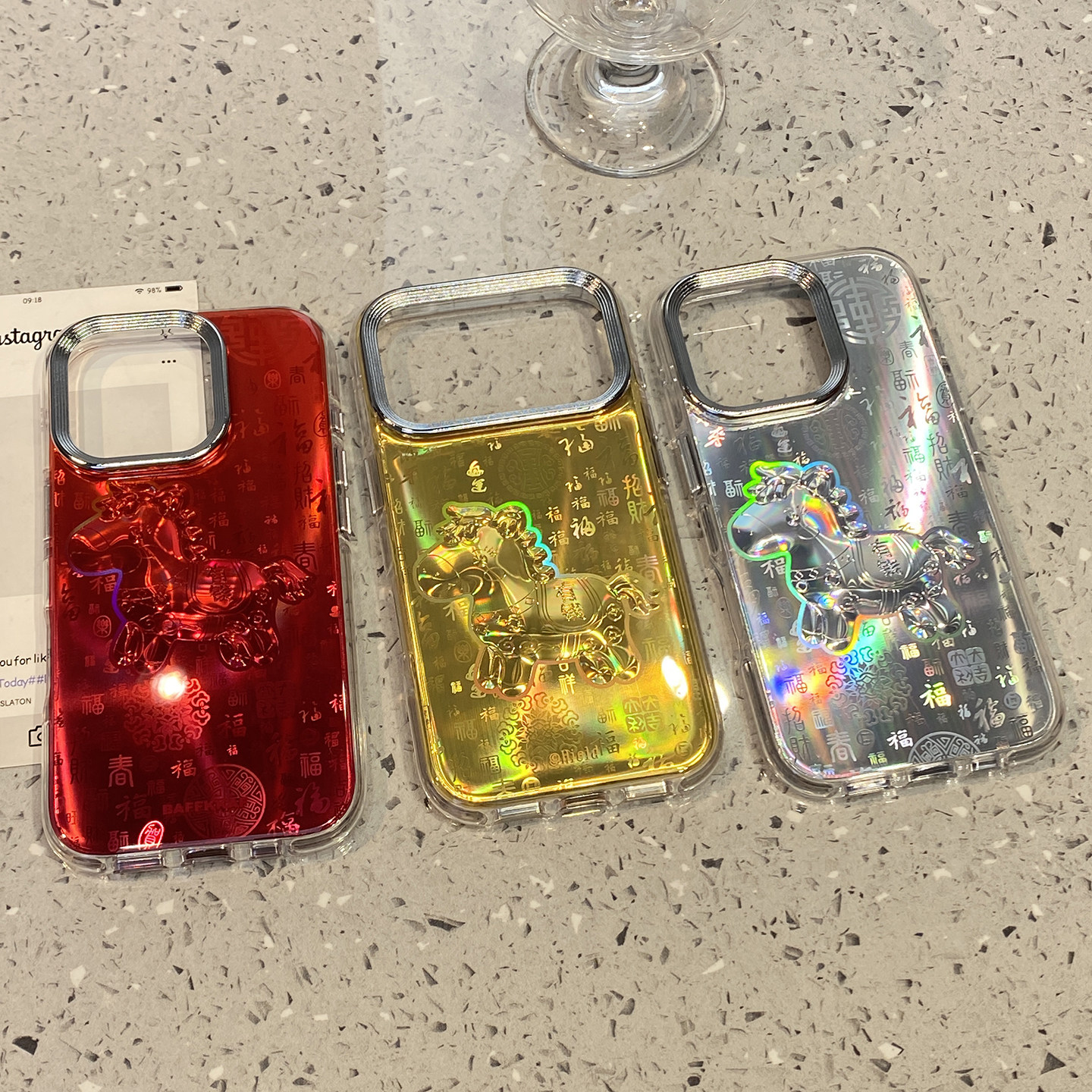 新中式百福图镭射小马适用于iphone17promax手机壳苹果