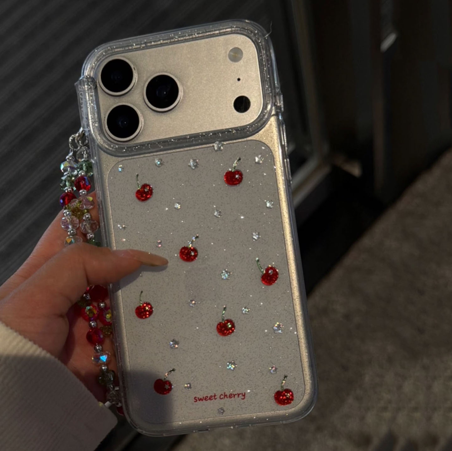 【每日新品】ins高级感银色星星红樱桃适用于iphone17pro手机壳苹果16保护套14手链13新款15promax/max手机套