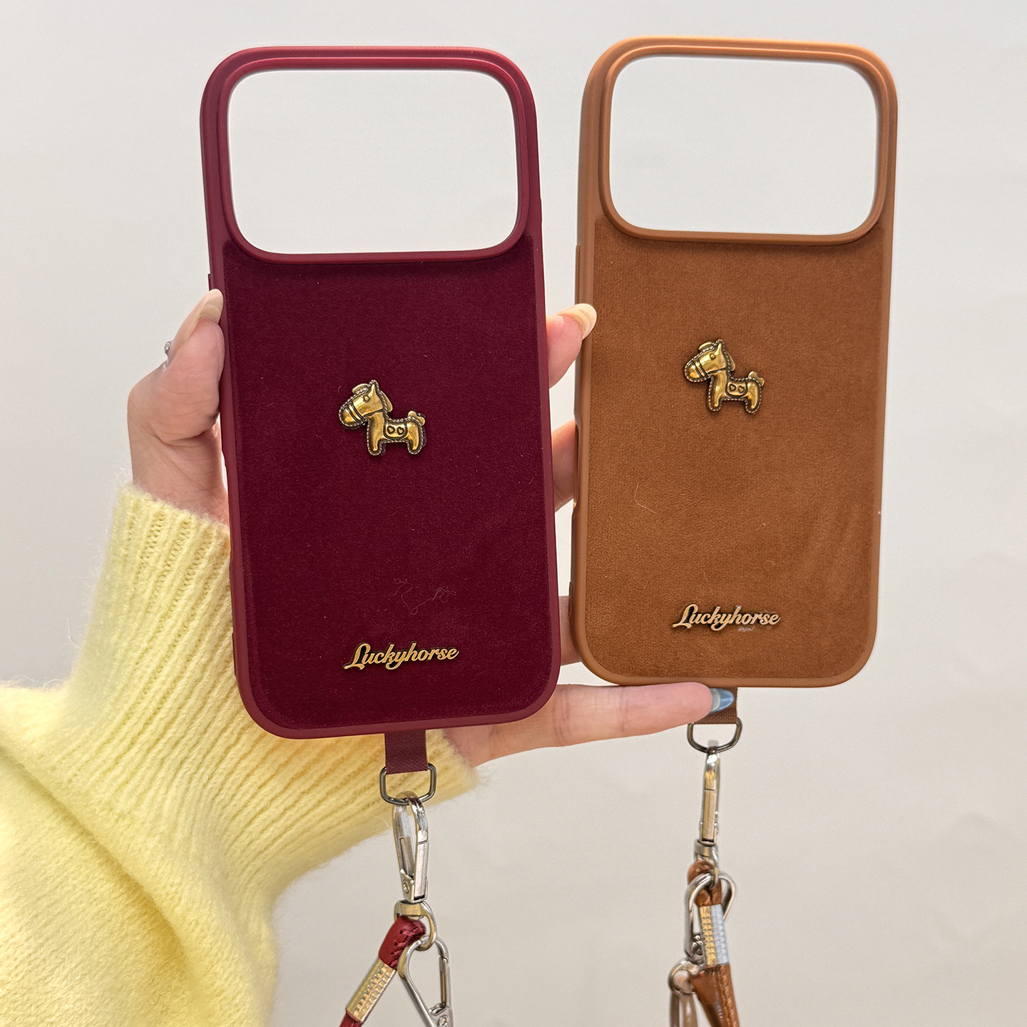 秋冬ins绒布立体小金马适用于苹果17promax手机壳iphone16保护套14带挂绳13防摔新款15pro马年max超火手机套,3C数码配件,手机保护套/壳,淘宝优惠券,粉丝福利购,淘宝优惠卷