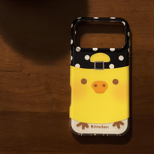 可爱波点小黄鸭适用于苹果17promax手机壳iphone16pro保护套15新款17pm高级感i超好看外壳巨好看全包防摔超火