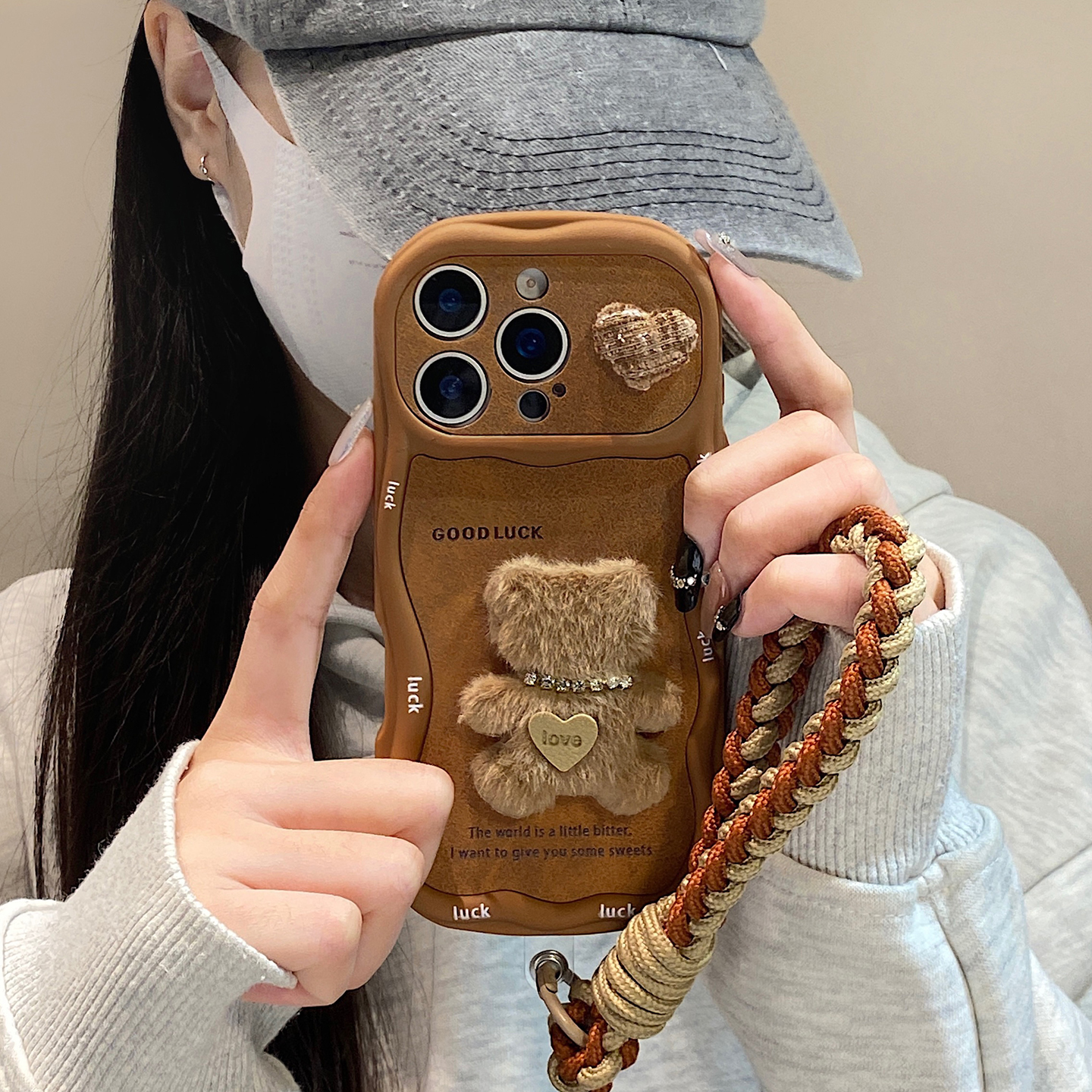【每日新品】可爱棕色绒布爱心小熊适用于iphone15手机壳苹果17promax保护套14挂绳13新款16pro超火max手机套